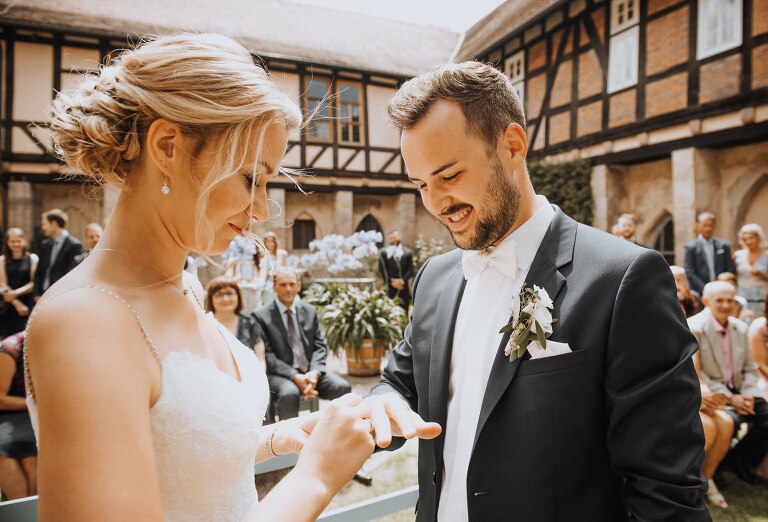 hochzeit-im-kloster-haydau-morschen 