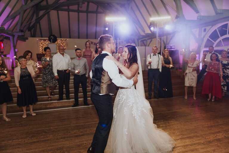 Hochzeitsfeier Sommerhalle Naumburg 